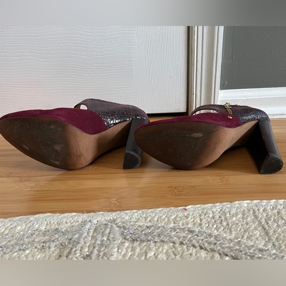 Isola Tace burgundy Mary Jane pump - Picture 8 of 9